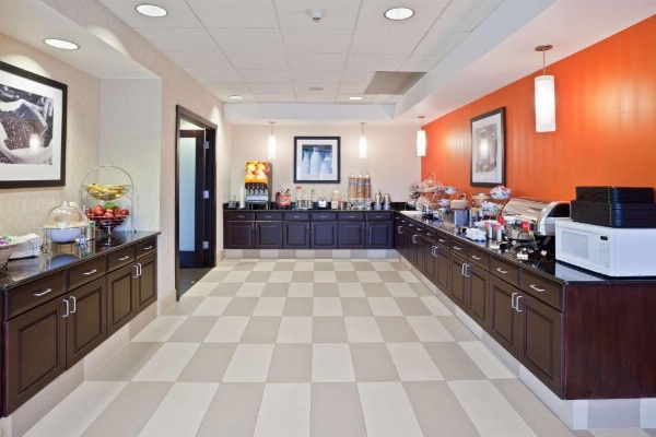 Hampton Inn By Hilton Ithaca image 10